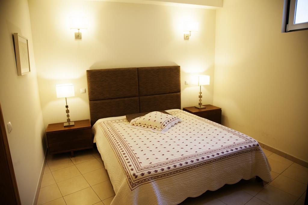 Villa Clara Premium By Sunny Deluxe อัลบูเฟรา ภายนอก รูปภาพ